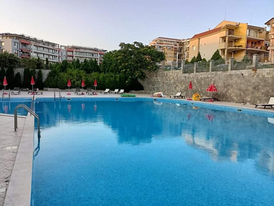 Sun Wave Exclusive Apartment Sveti Vlas Luaran gambar